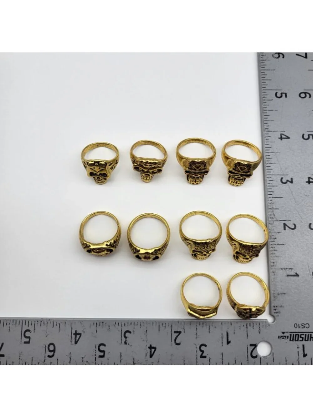 Biker ring Skull rings lot Goth Halloween 8 piece flea market gifts mixed sizes